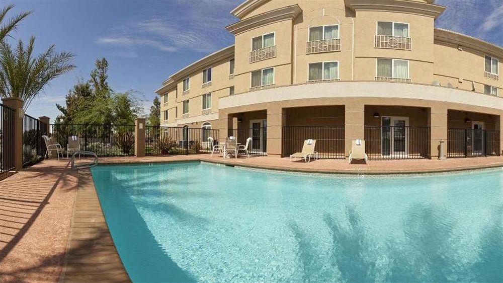 Holiday Inn Express Porterville By Ihg Exterior photo