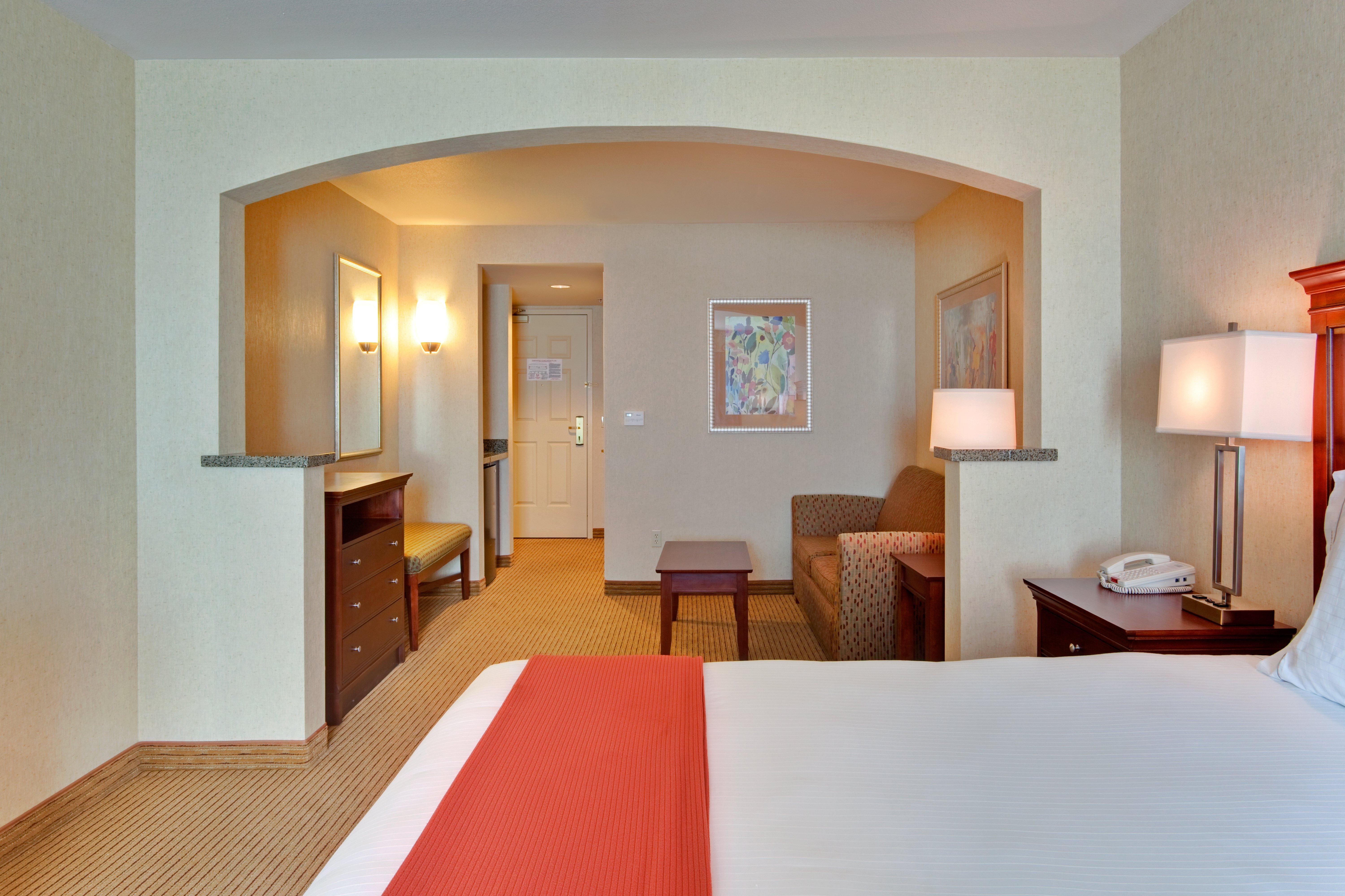 Holiday Inn Express Porterville By Ihg Exterior photo