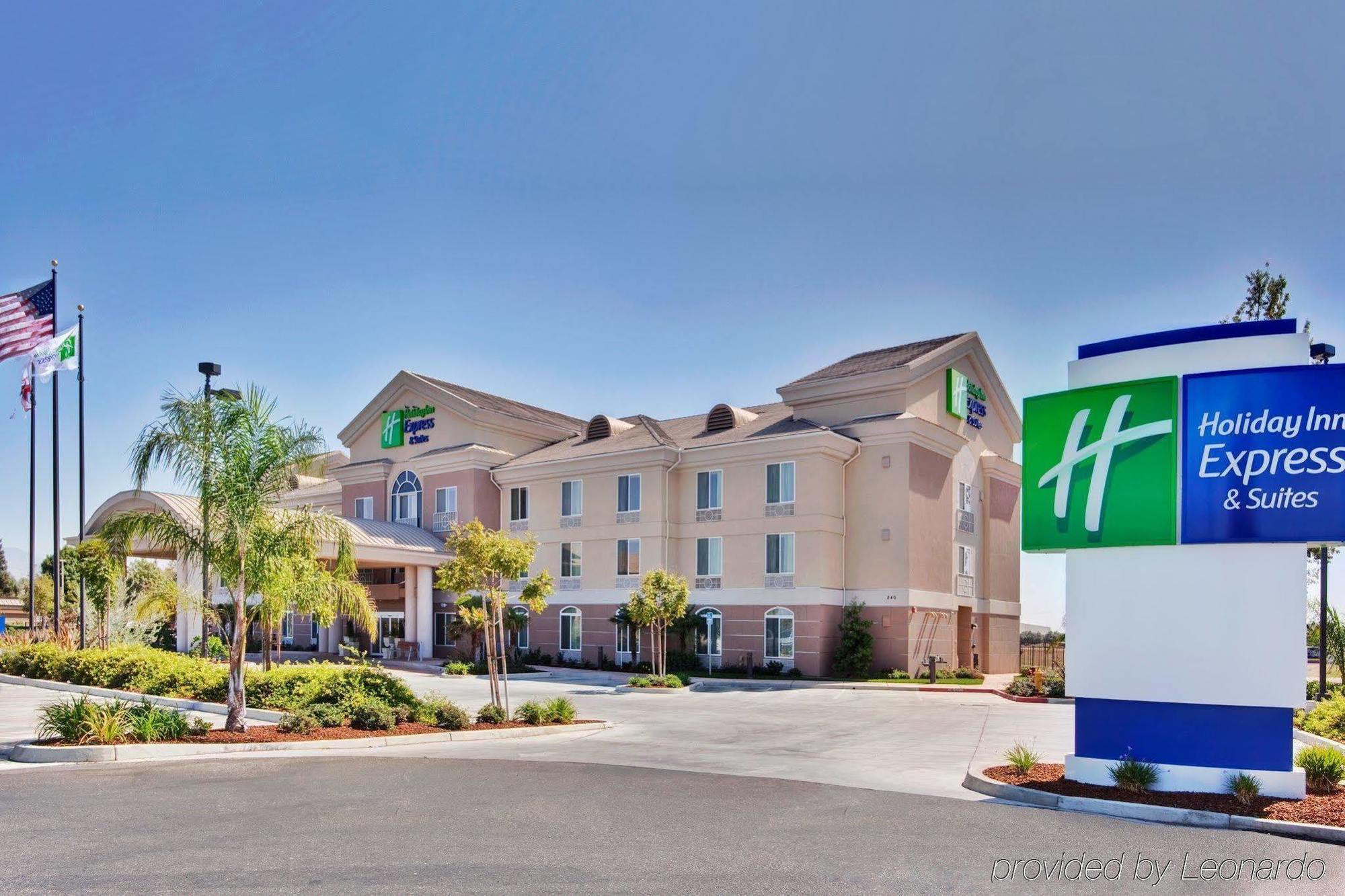 Holiday Inn Express Porterville By Ihg Exterior photo